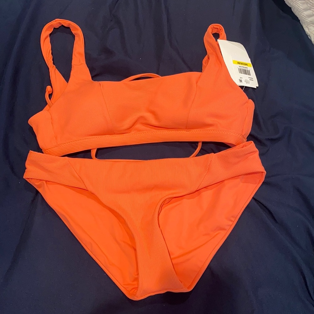 Nwt Becca Coral Ribbed Swimsuit M top SM bottom